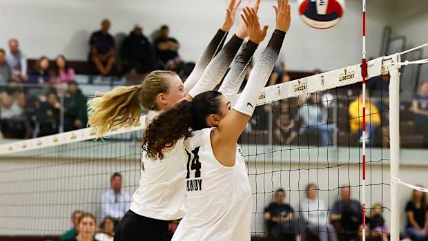 Saint Francis 3, Mitty 1 girls volleyball by Jim Malone 9-27-23092720233